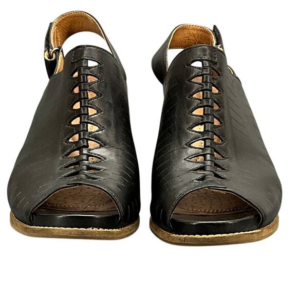 Clarks Artisan Briatta Slingback Black Leather Block-Heel Peep Toe Mule 10M - Picture 4 of 11